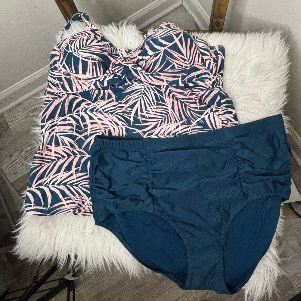 Raisins Curve Tropical Print Swimsuit Set